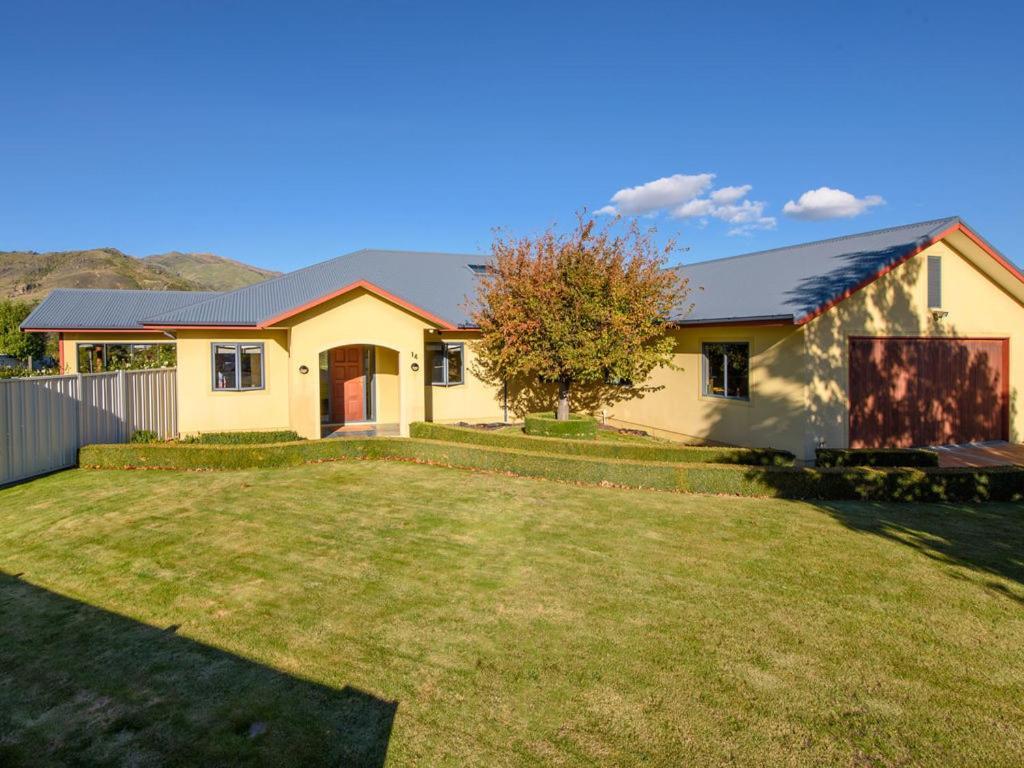 Kawarau Bay View - Cromwell Holiday Home מראה חיצוני תמונה